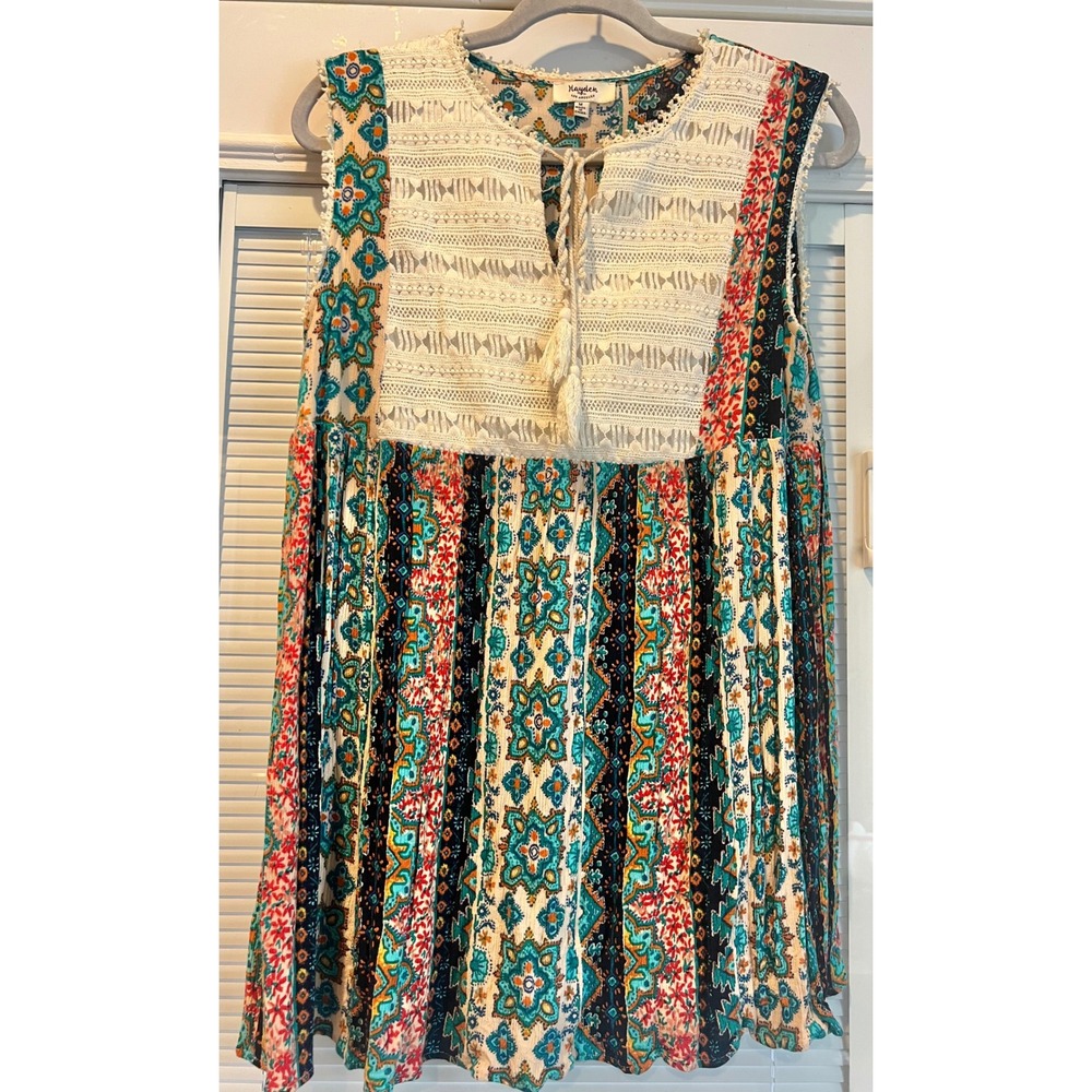 Hayden Los Angeles 100% Rayon Boho Colorful Cottagecore Tassels Size M